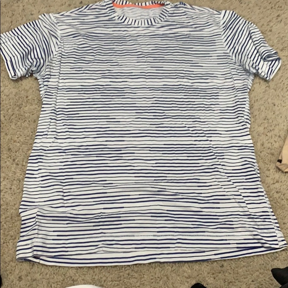 Lululemon top